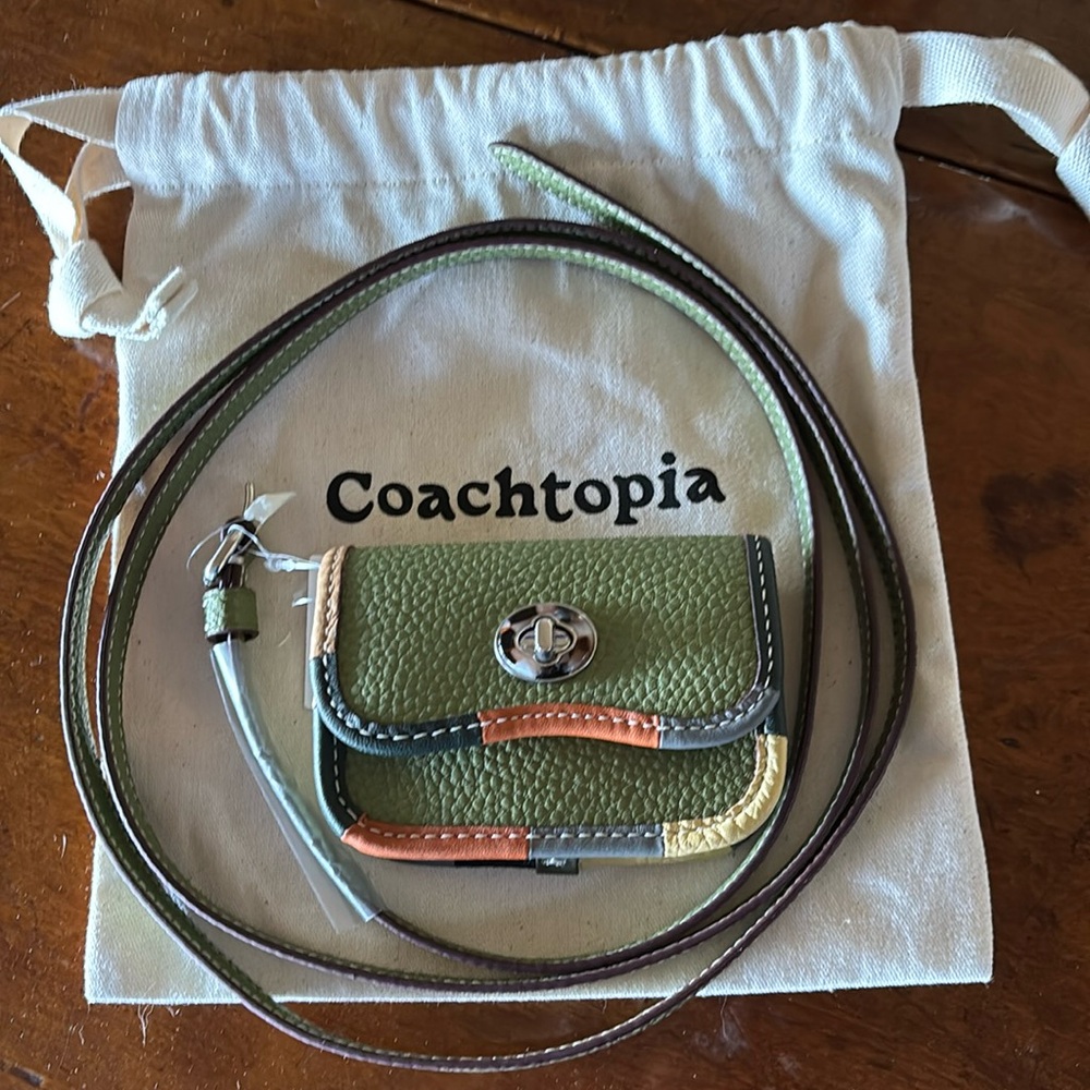 Coachtopia. Coach Wavy Wallet with Colorful Binding in Upcrafted Leather